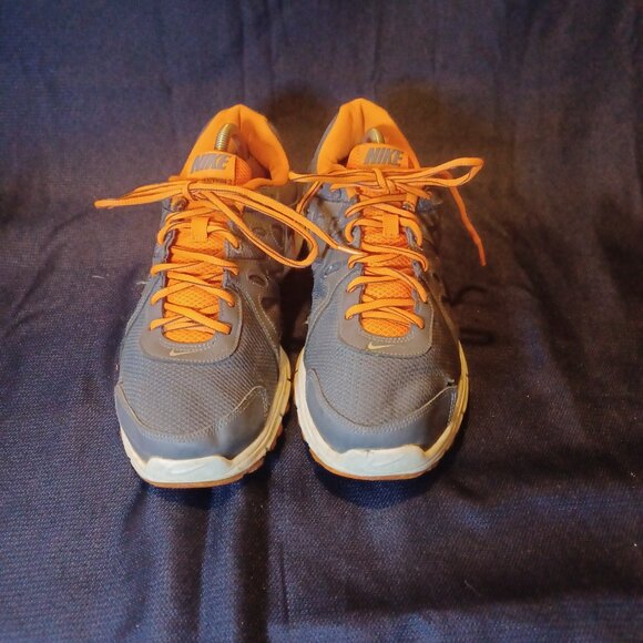 Nike Revolution 2 Gray Orange Silver Running Shoes Size 12 - Picture 2 of 7